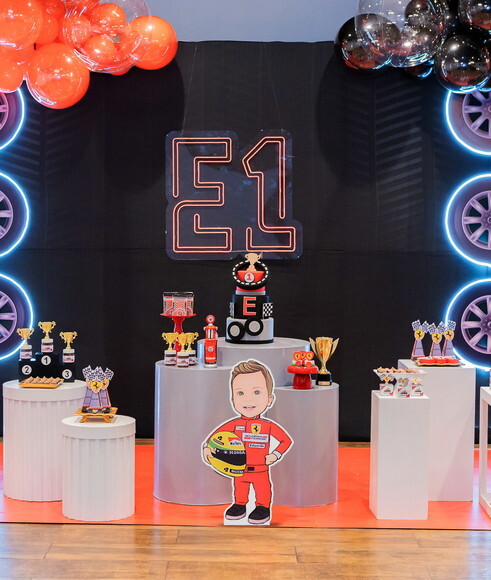 Display Totem Caricatura Piloto Fórmula 1