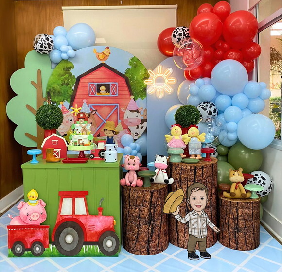 Display Totem de Chão Caricatura Aniversário Fazendinha 50cm