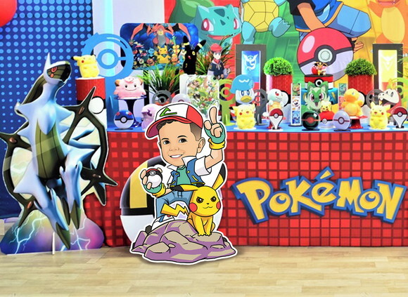 Display Totem de Chão Caricatura Aniversário Pokemon