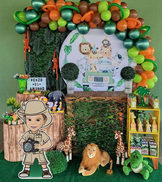 Display Totem de Chão Caricatura Aniversário Safari
