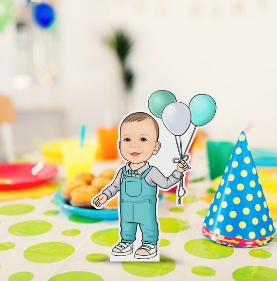 Display Totem de Mesa mdf Caricatura Aniversário Balões 20cm