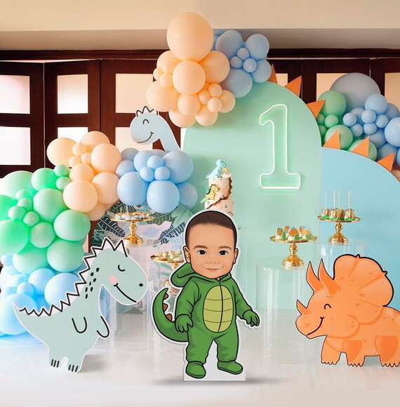 Display Totem de Mesa mdf Caricatura Dinossauro 80cm