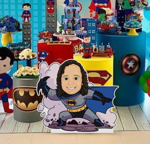 Display de Chão em mdf Caricatura Aniversário Batman