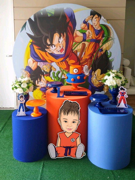 Display Totem Caricatura Aniversário Goku Dragon Ball