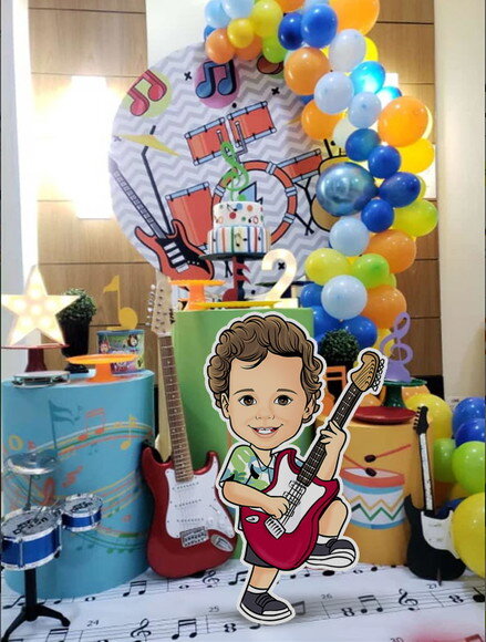 Display Totem de Chão Caricatura Aniversário Guitarra Música