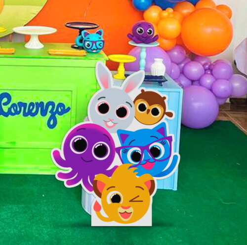 Display Totem de Chão em mdf Bolofofos 80cm