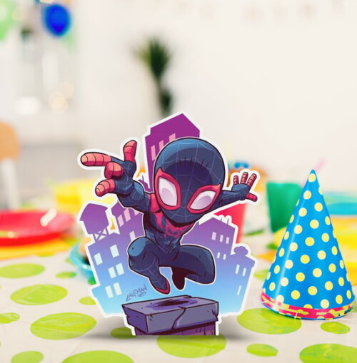 Display Totem de Mesa em Papel Homem Aranha 20cm