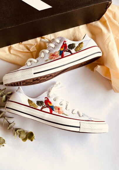 Tênis All Star Cano Curto Personalizado Bordado a Mão
