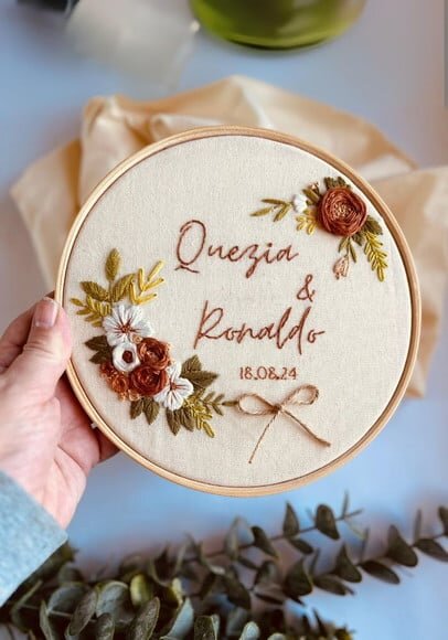 Porta Alianças Bordado Floral