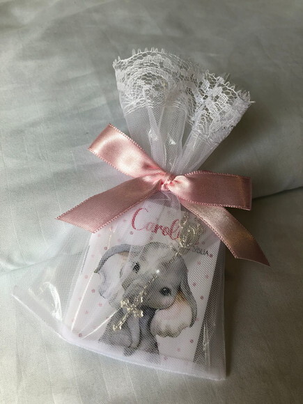 Mini Bíblia + Saquinho de Voal com Renda + Terço