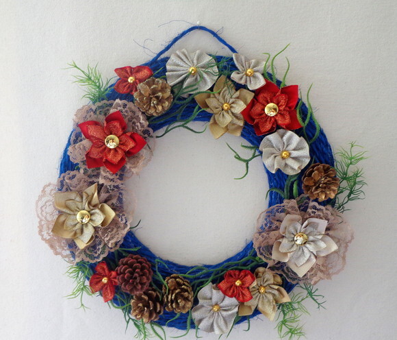 Guirlanda de Natal com Corda e Flores