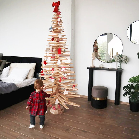 Árvore de Natal em Madeira Pinus 200 cm
