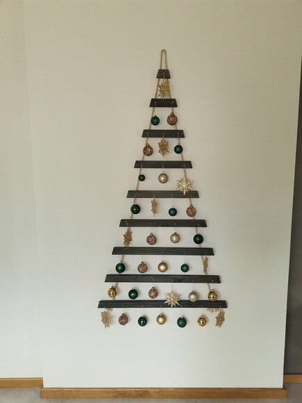 Árvore de Natal em Madeira Pinus de Parede Tabaco (150 Cm)