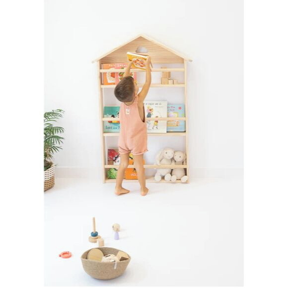 Estante Montessori Casinha de Parede