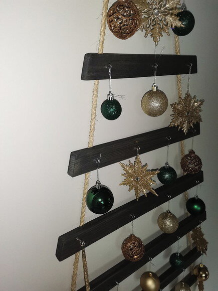 Árvore de Natal em Madeira Pinus de Parede Tabaco (150 Cm)