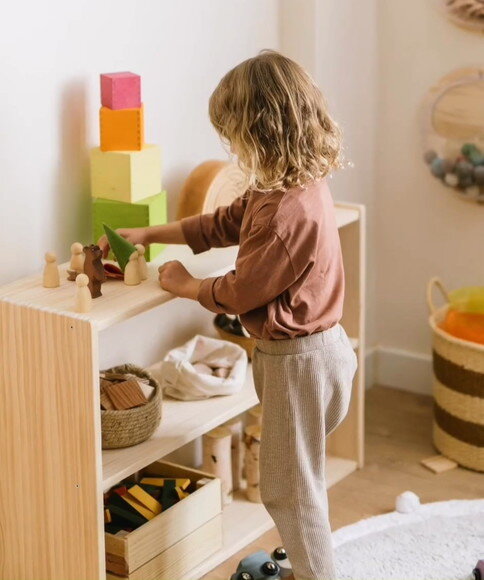 Estante Montessori Tripla