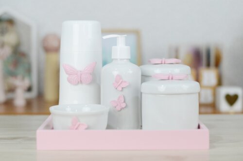 Kit Higiene Cuidados Bebê Porcelana Tema Borboletas Jardim Quarto Meninas K103