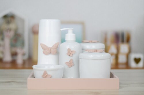 Kit Higiene Porcelana Bebê Maternidade Borboletas K103 Rosê Tema Jardim Encantado