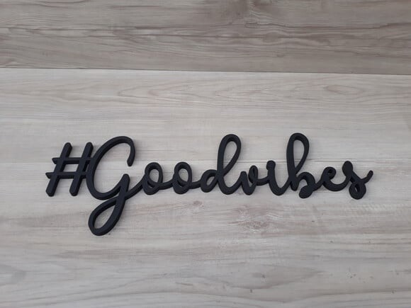 #Goodvibes - palavra de parede em mdf