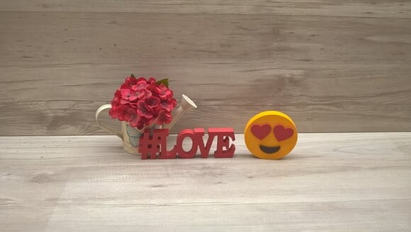#Love + Emoji Apaixonado