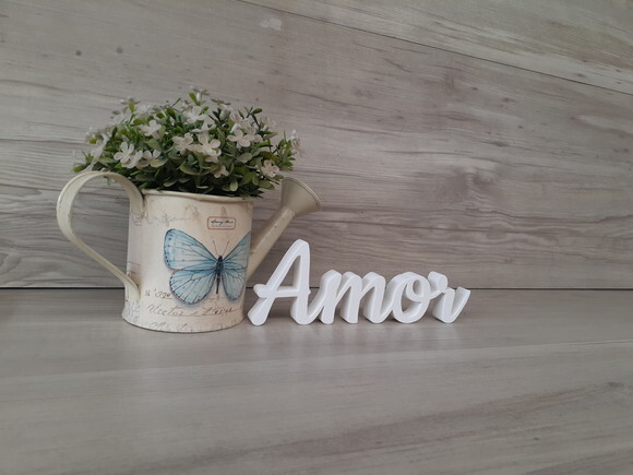 Amor - linha CK - Palavra de mesa em MDF - Tamanho P