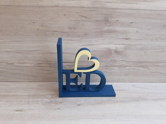 Aparador de Livros Iniciais PERSONALIZADO