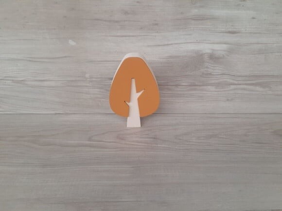Árvore Escandinava Mod. Gota - Peça de Mesa em mdf - 15 cm