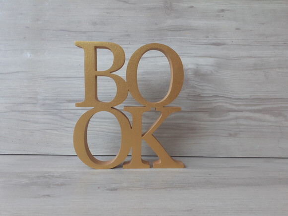 BOOK - letras em mdf decorativa