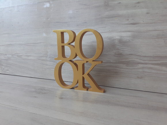 BOOK - letras em mdf decorativa