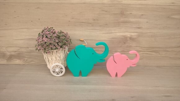Combo Elefantes de mesa em MDF - Decoração - 10 e 13 cm