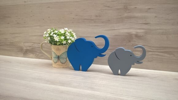 Combo Elefantes de mesa em MDF - Decoração - 10 e 13 cm