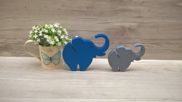 Combo Elefantes de mesa em MDF - Decoração - 10 e 13 cm