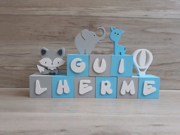Combo Nome Cubos 6 x 6 x 6 cm + Raposa Elefante Girafa Balão