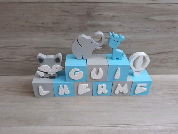 Combo Nome Cubos 6 x 6 x 6 cm + Raposa Elefante Girafa Balão