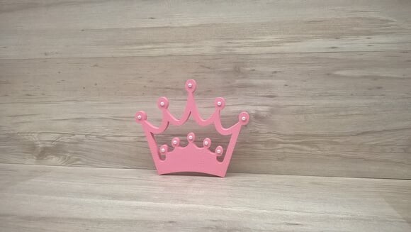 Coroa em mdf com aplicação de strass ou pérola - 13 cm