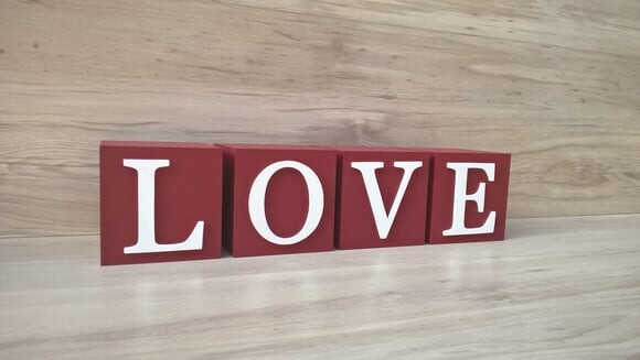 Cubos Decorativos LOVE - 10 x 10 x 10 cm