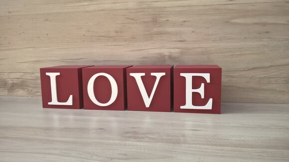 Cubos Decorativos LOVE - 10 x 10 x 10 cm