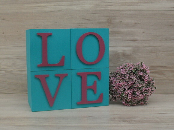 Cubos Decorativos LOVE - 10 x 10 x 10 cm