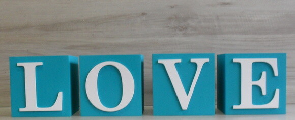 Cubos Decorativos LOVE - 10 x 10 x 10 cm