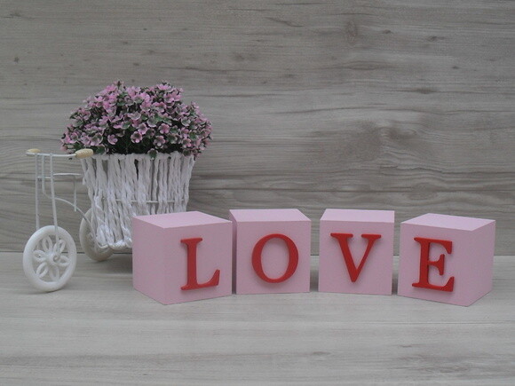 Cubos Decorativos LOVE - 6 x 6 x 6 cm