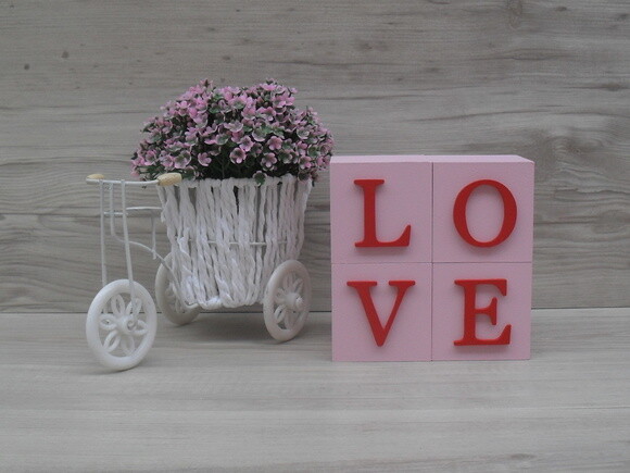 Cubos Decorativos LOVE - 6 x 6 x 6 cm