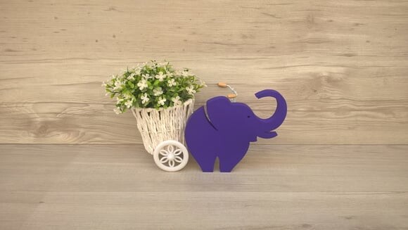 Elefante de mesa em MDF - Decoração Infantil - 13 cm