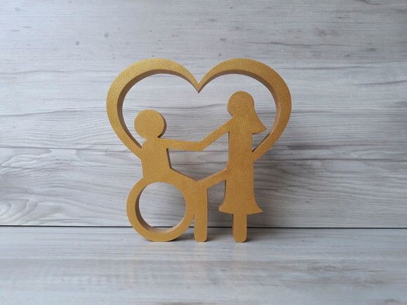 Escultura Casal Coração Cadeirante