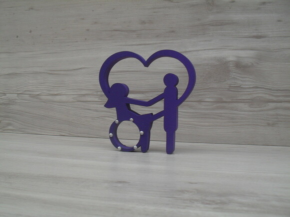 Escultura Casal Coração Cadeirante