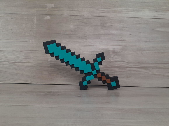 Espada de Mesa em mdf - Tema Minecraft - 15 cm