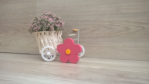 Flor de mesa em mdf