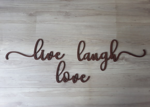 Frase em mdf para decoração de parede - live love laugh -