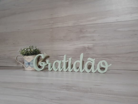 Gratidão - Palavra de mesa em MDF