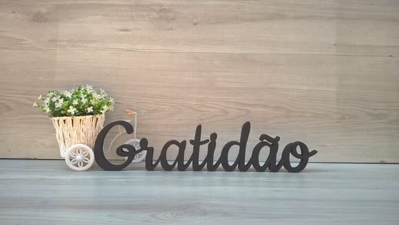 Gratidão - Palavra de mesa em MDF
