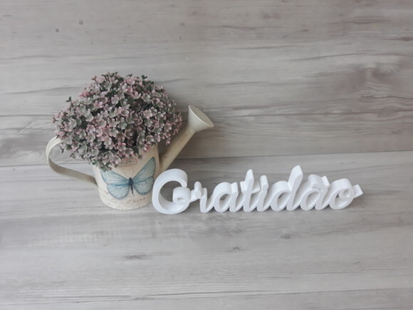 Gratidão - Palavra de mesa em MDF - Tamanho P
